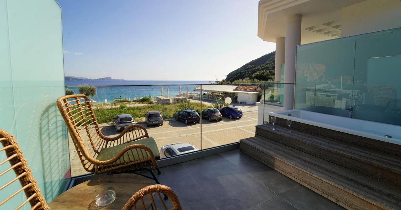 Enjoy Lichnos Bay Village, Camping, Hotel And Apartments Parga Dış mekan fotoğraf