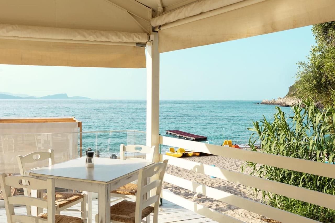 Enjoy Lichnos Bay Village, Camping, Hotel And Apartments Parga Dış mekan fotoğraf